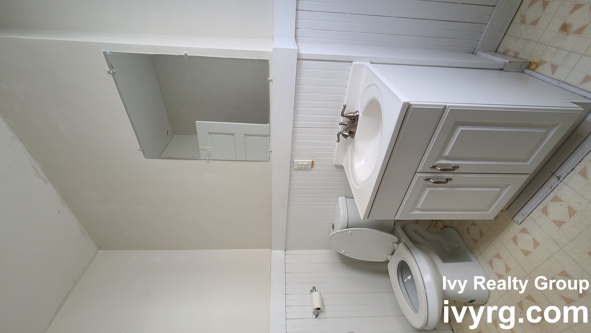 4 bed, 1.5 bath apartment for rent at 34 Bay State Ave Unit 2, Powder House Square — photo 13 of 13