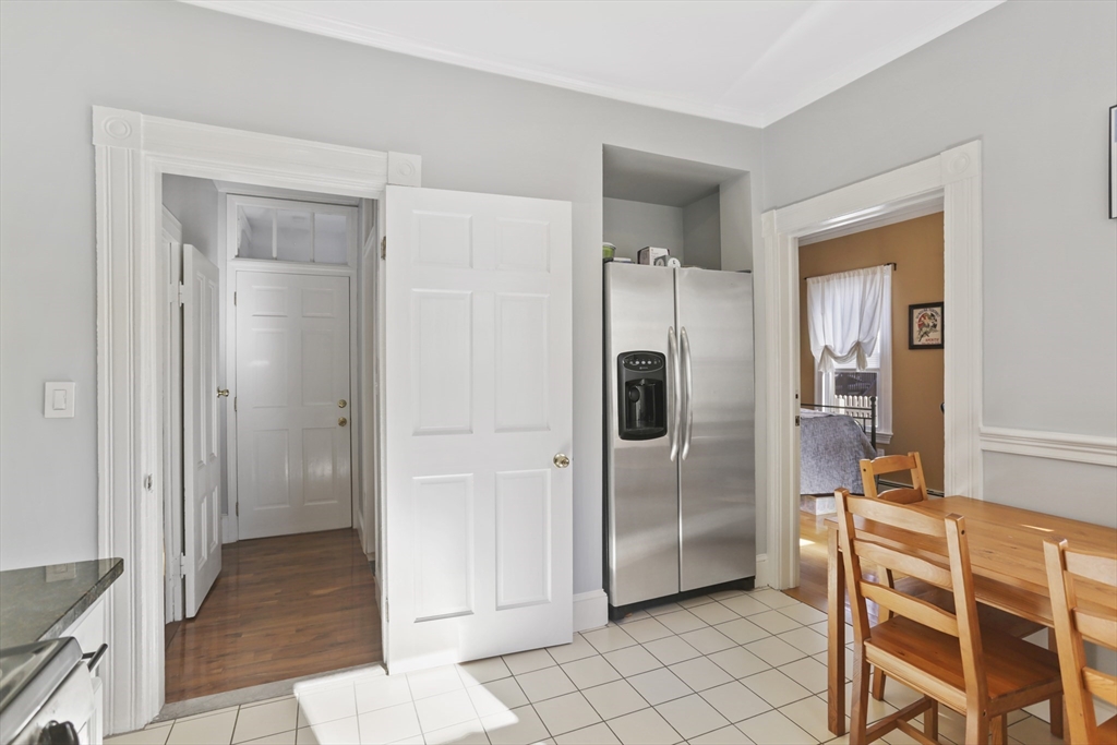 3 bed, 2 bath apartment for rent at 34 Bayard St Unit 34, Allston — photo 14 of 30