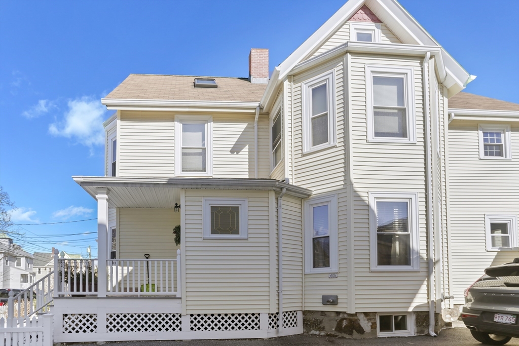 3 bed, 2 bath apartment for rent at 34 Bayard St Unit 34, Allston — photo 27 of 30