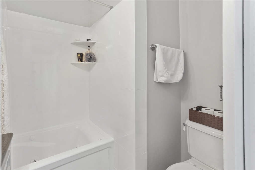 3 bed, 2 bath apartment for rent at 34 Bayard St Unit 34, Allston — photo 18 of 30