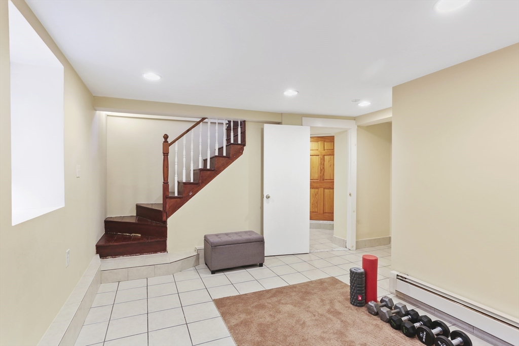 3 bed, 2 bath apartment for rent at 34 Bayard St Unit 34, Allston — photo 19 of 30