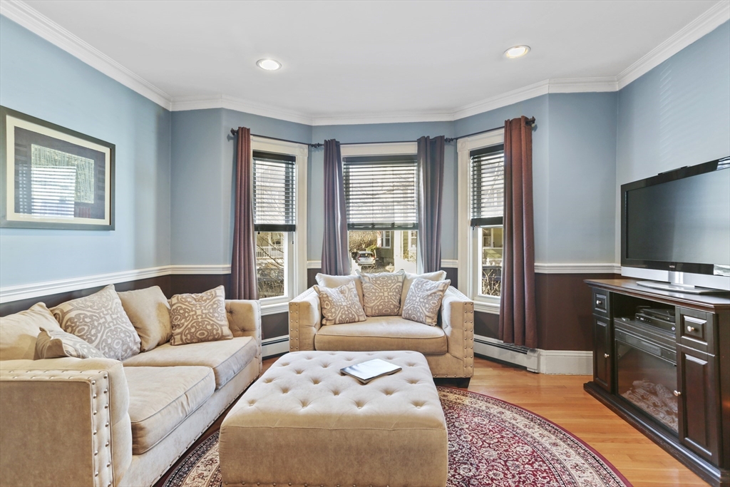 3 bed, 2 bath apartment for rent at 34 Bayard St Unit 34, Allston