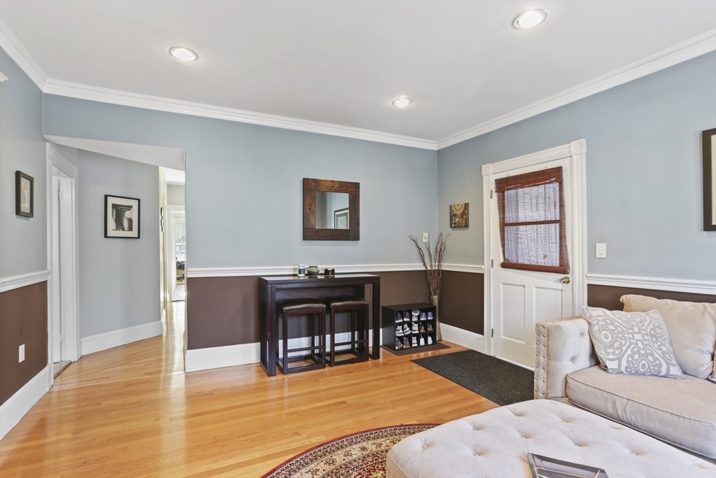 3 bed, 2 bath apartment for rent at 34 Bayard St Unit 34, Allston — photo 4 of 30