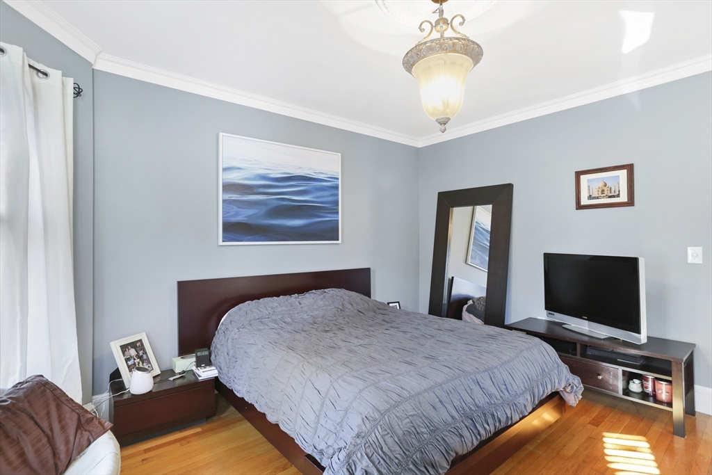 3 bed, 2 bath apartment for rent at 34 Bayard St Unit 34, Allston — photo 7 of 30