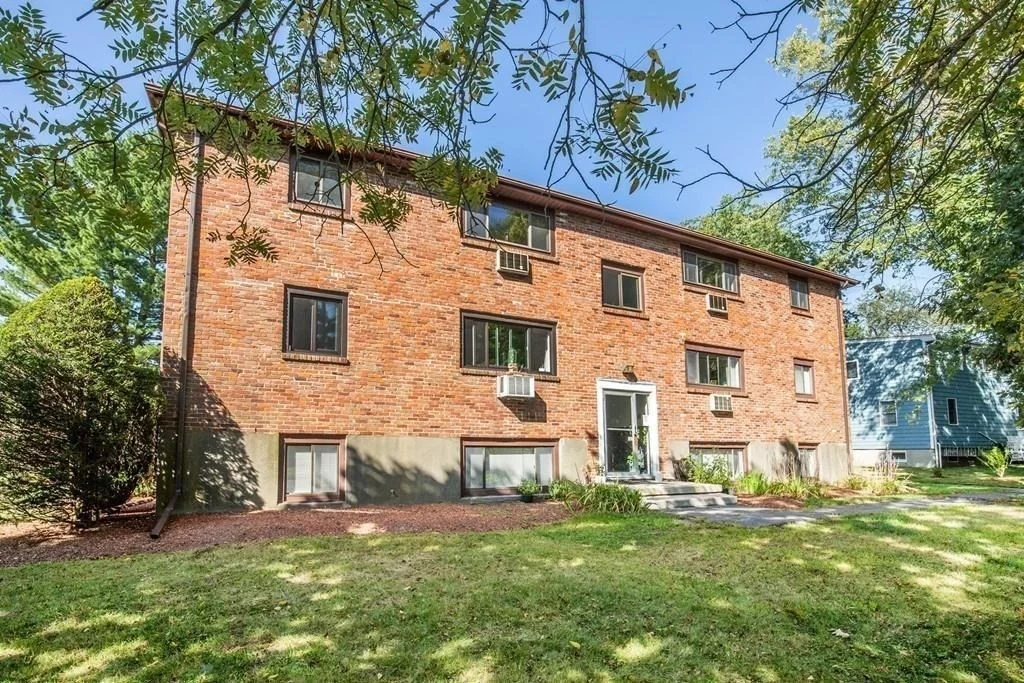 1 bed, 1 bath apartment for rent at 34 Bayview Ter Unit 1, Danvers — photo 11 of 12