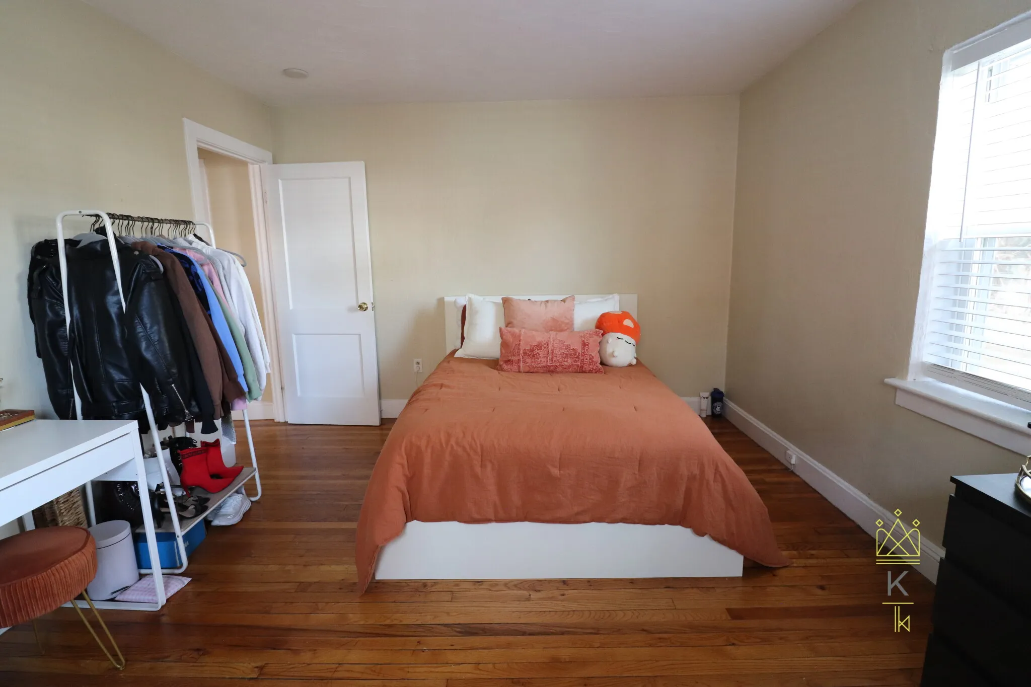 1 bed, 1 bath apartment for rent at 34 Beechcroft St Unit 2, Oak Square — photo 11 of 13