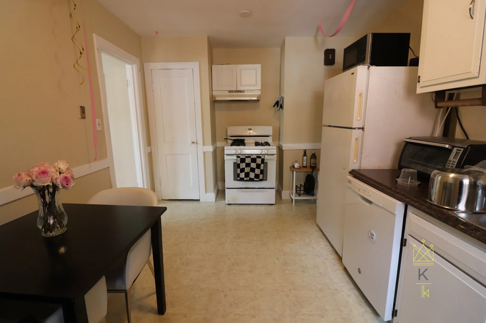 1 bed, 1 bath apartment for rent at 34 Beechcroft St Unit 2, Oak Square — photo 6 of 13