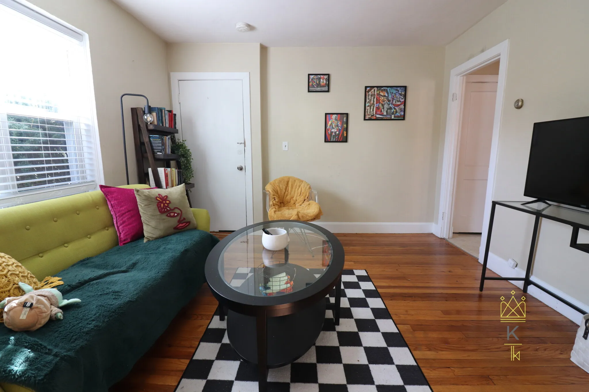 1 bed, 1 bath apartment for rent at 34 Beechcroft St Unit 2, Oak Square — photo 3 of 13
