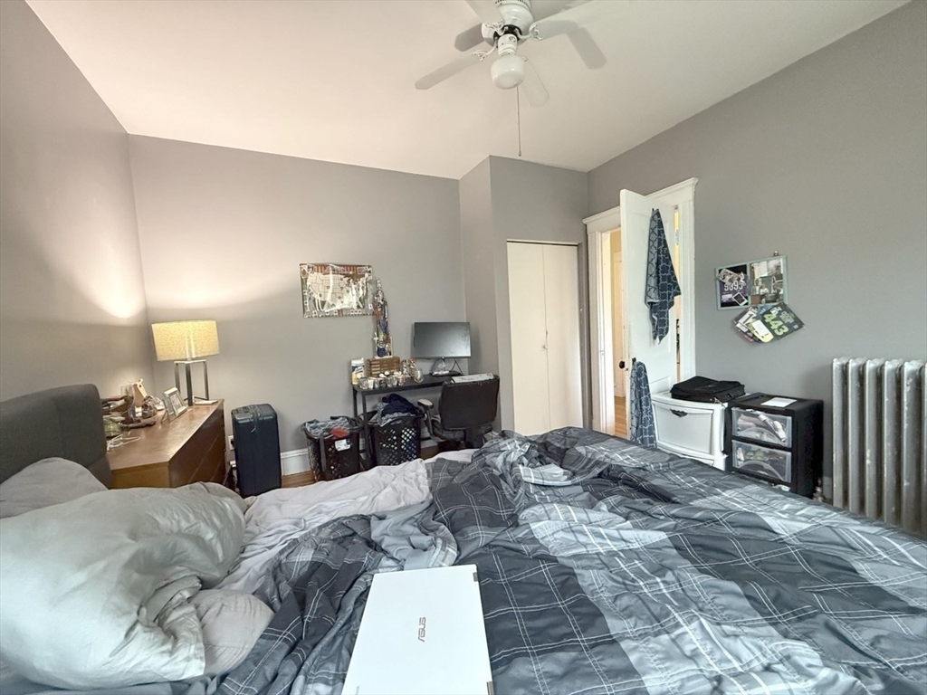 3 bed, 1 bath apartment for rent at 34 Belknap St Unit 2, Tufts University — photo 18 of 20