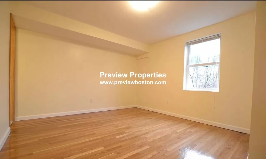 3 bed, 3.5 bath apartment for rent at 34 Bentley St Unit 1P, Brighton — photo 12 of 12