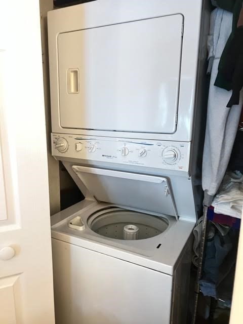 2 bed, 1 bath apartment for rent at 34 Bigelow Unit B, Mid-Cambridge — photo 6 of 8