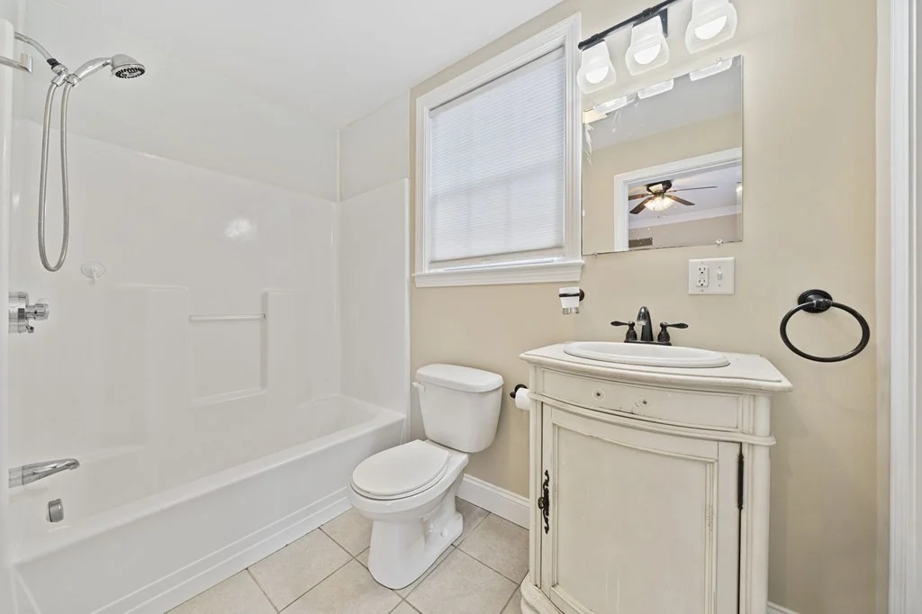 2 bed, 1 bath apartment for rent at 34 Blanchard St Unit 1, Rockland — photo 9 of 21