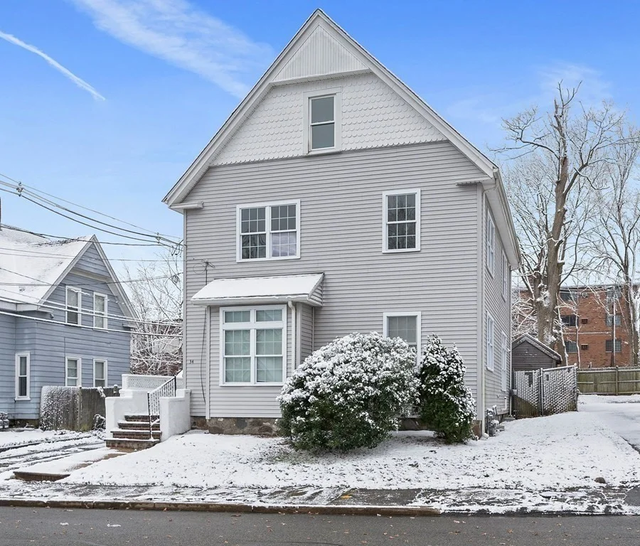 2 bed, 1 bath apartment for rent at 34 Blanchard St Unit 1, Rockland