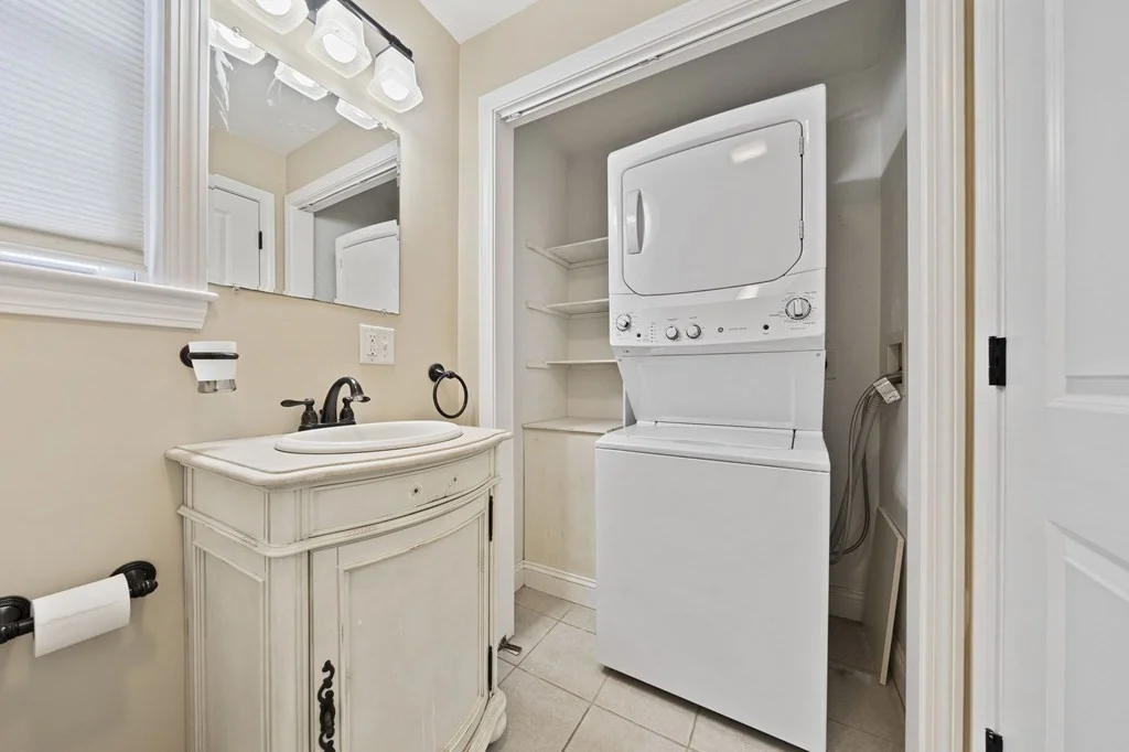 2 bed, 1 bath apartment for rent at 34 Blanchard St Unit 1, Rockland — photo 8 of 21