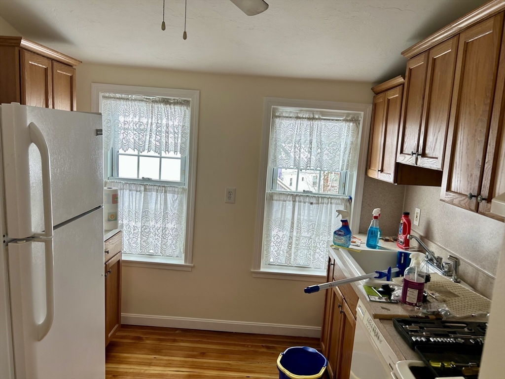 1 bed, 1 bath apartment for rent at 34 Bradfield Ave Unit 2, Roslindale — photo 3 of 9