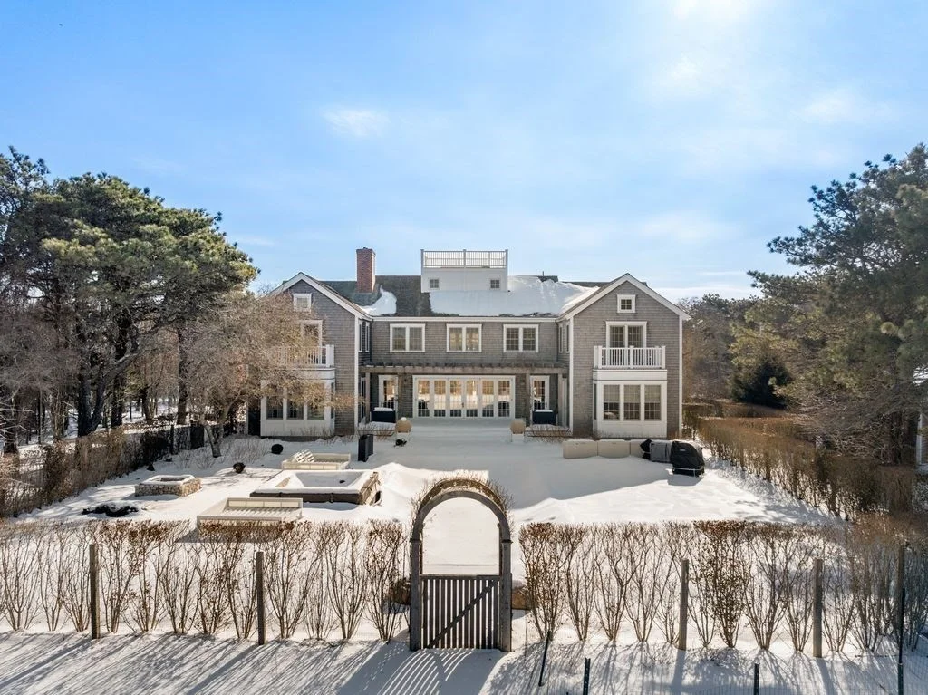 6 bed, 4+ bath apartment for rent at 34 Brewster Rd, Monomoy — photo 33 of 40