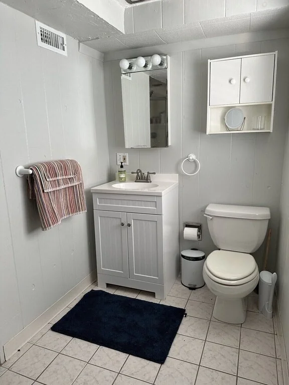 1 bed, 1 bath apartment for rent at 34 Brookline Ave Unit 1, Hull — photo 7 of 13