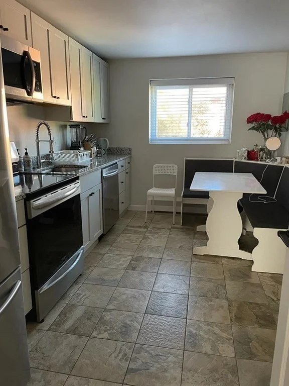 2 bed, 1 bath apartment for rent at 34 Bryon Rd Unit 3, Chestnut Hill — photo 2 of 13