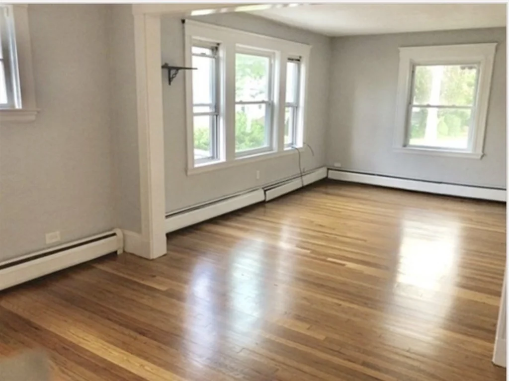 2 bed, 1 bath apartment for rent at 34 Carle Rd Unit 1, Wollaston — photo 3 of 15