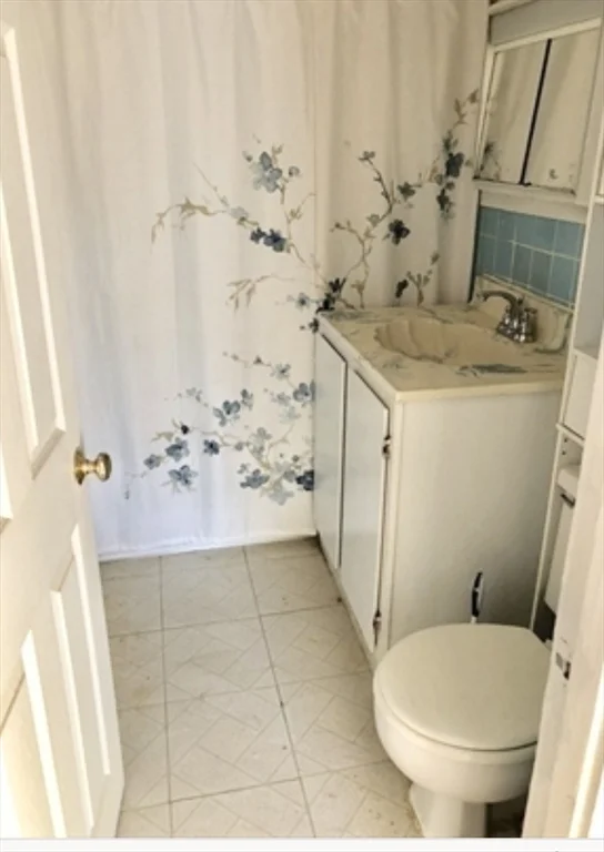 2 bed, 1 bath apartment for rent at 34 Carle Rd Unit 1, Wollaston — photo 11 of 15
