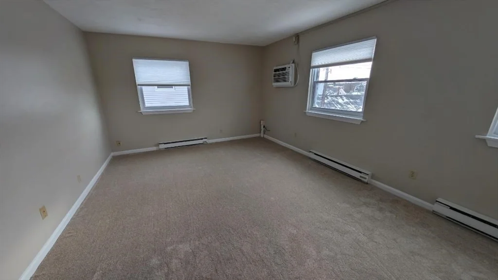 1 bed, 1 bath apartment for rent at 34 Central St Unit 9, Ipswich — photo 4 of 10