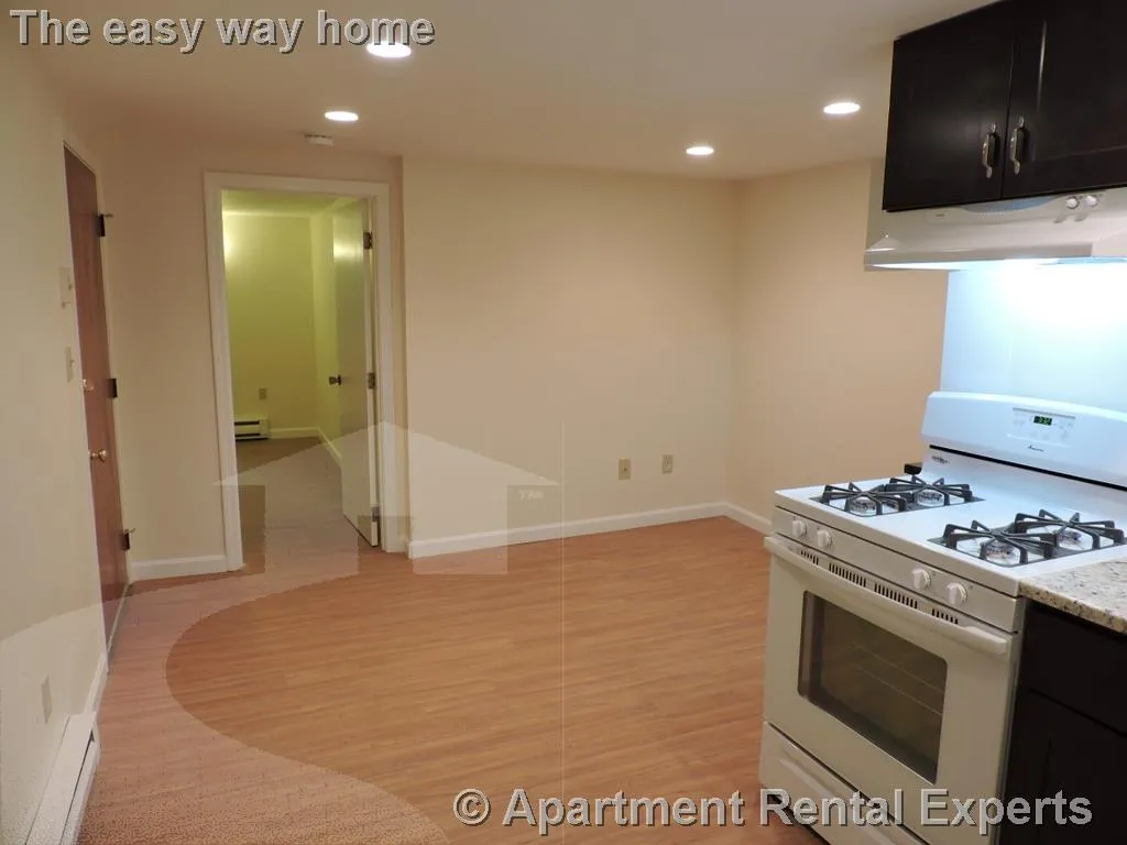 1 bed, 1 bath apartment for rent at 34 Chatham St Unit B-1, Mid Cambridge — photo 3 of 7