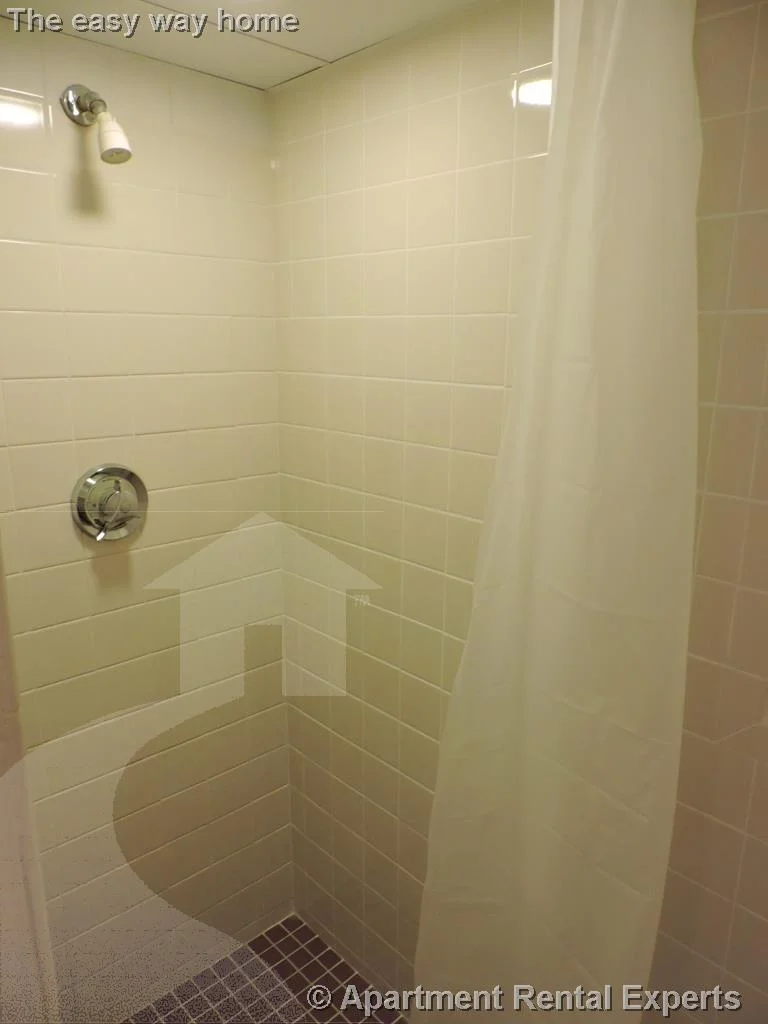 1 bed, 1 bath apartment for rent at 34 Chatham St Unit B-1, Mid Cambridge — photo 7 of 7