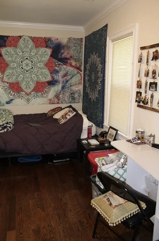 5 bed, 1 bath apartment for rent at 34 Circuit St Unit 1, Roxbury — photo 9 of 13