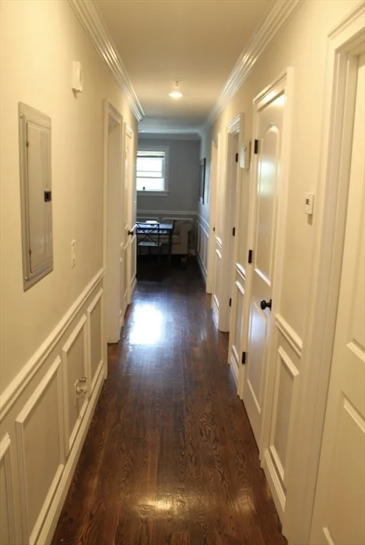 5 bed, 1 bath apartment for rent at 34 Circuit St Unit 1, Roxbury — photo 5 of 13