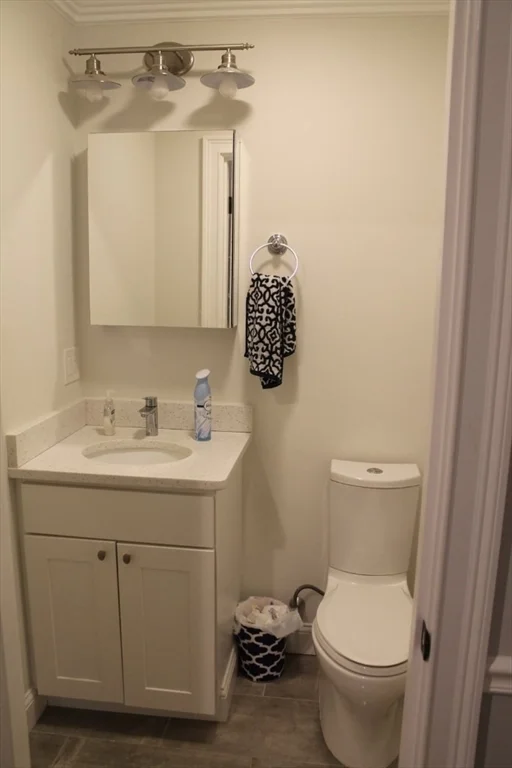 5 bed, 1 bath apartment for rent at 34 Circuit St Unit 1, Roxbury — photo 8 of 13