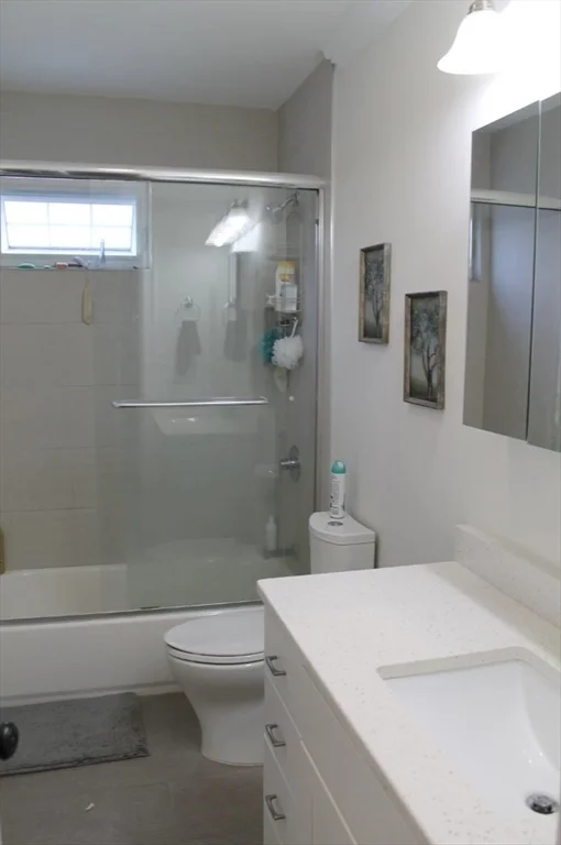 5 bed, 1 bath apartment for rent at 34 Circuit St Unit 1, Roxbury — photo 7 of 13