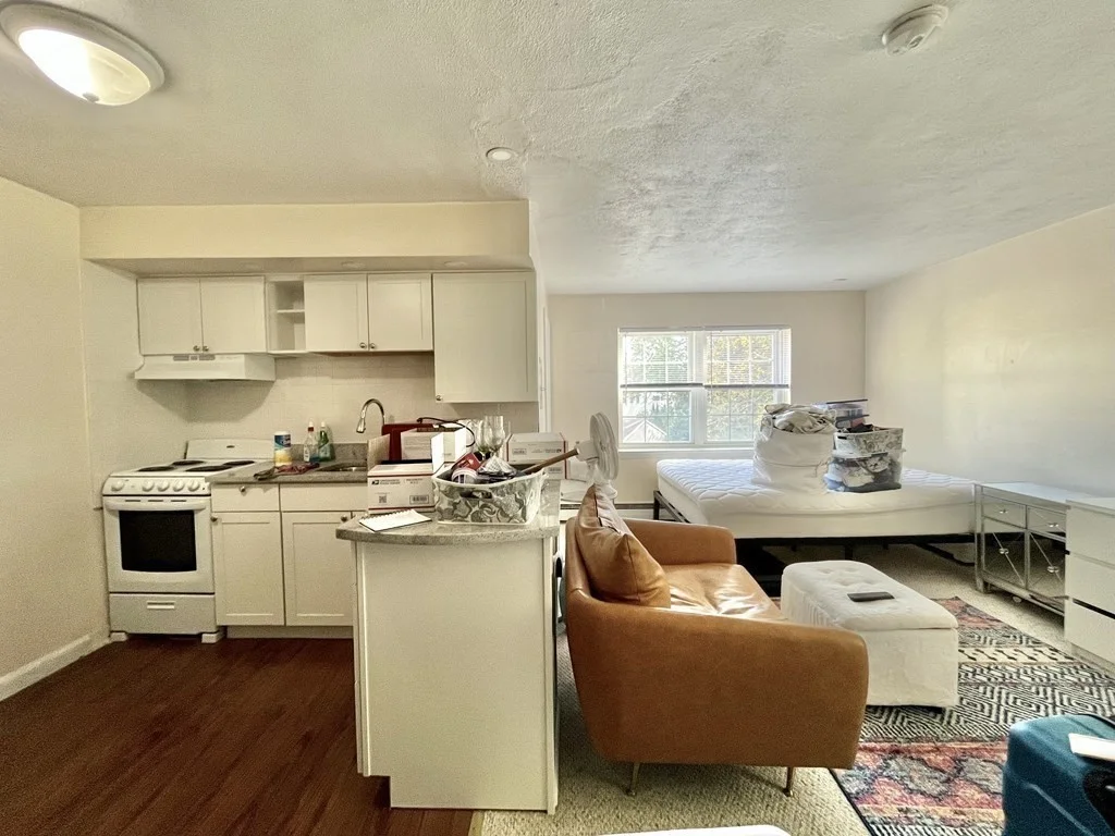 Studio bed, 1 bath apartment for rent at 34 Clark St Unit 10, Arlington — photo 2 of 6