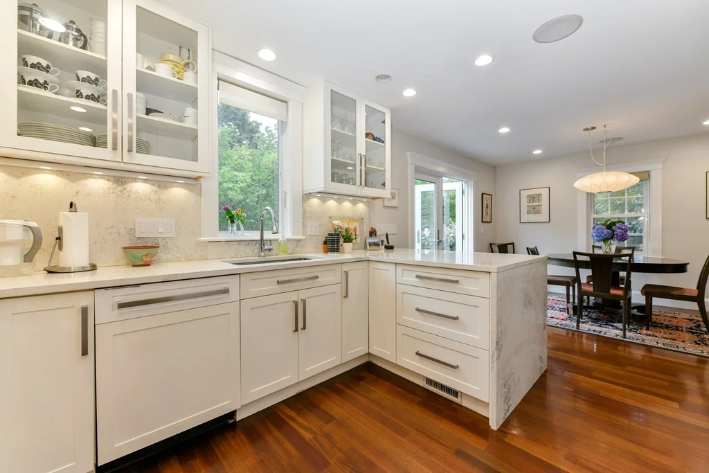 4 bed, 2 bath apartment for rent at 34 Coolidge Hill Rd, Coolidge Hill — photo 8 of 24