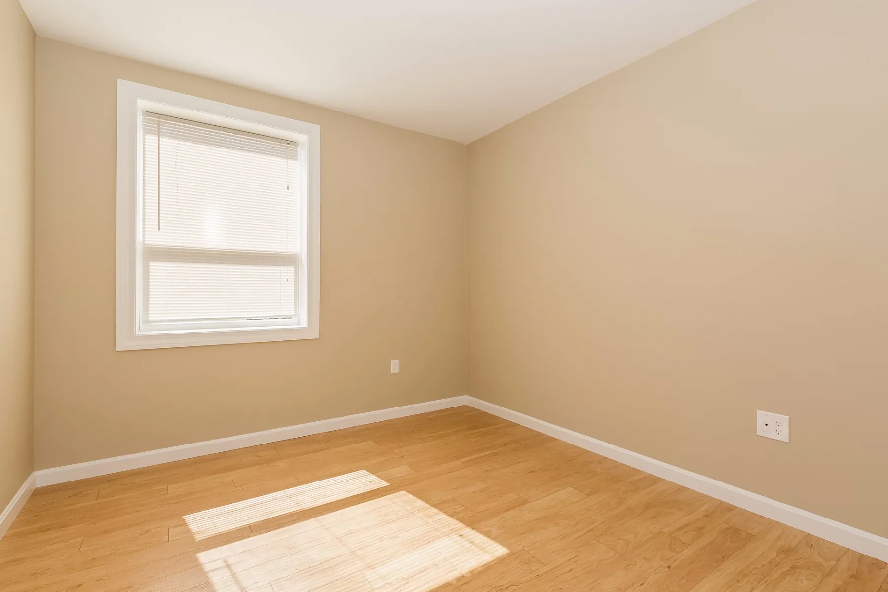2 bed, 1 bath apartment for rent at 34 Decatur St Unit 2, East Boston — photo 4 of 9