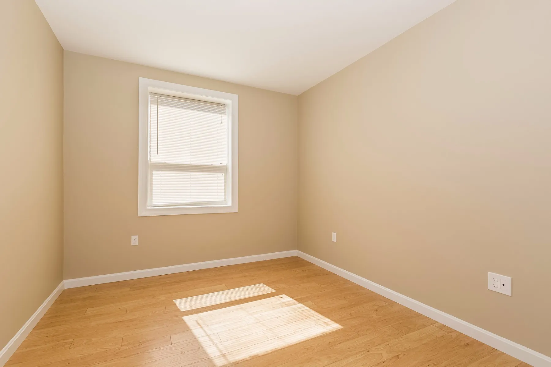 2 bed, 1 bath apartment for rent at 34 Decatur St Unit 2, East Boston — photo 5 of 9
