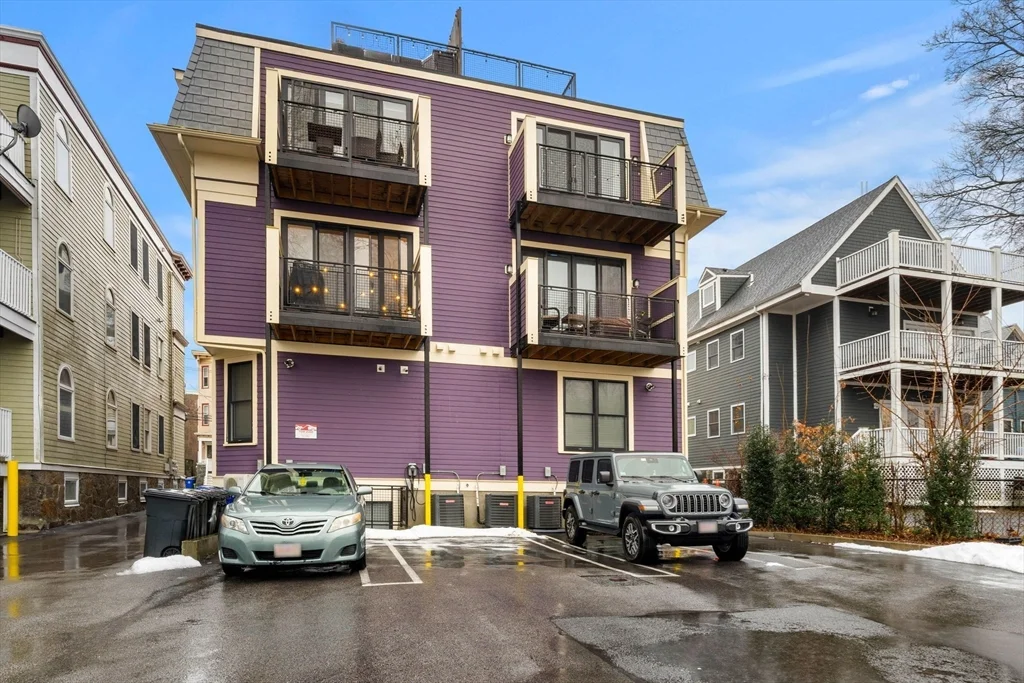 3 bed, 2 bath apartment for rent at 34 Dix St Unit 5, Dorchester — photo 29 of 32