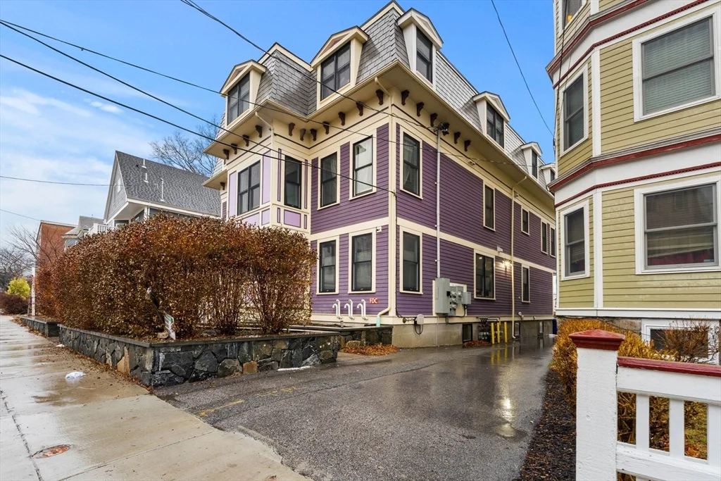 3 bed, 2 bath apartment for rent at 34 Dix St Unit 5, Dorchester — photo 30 of 32