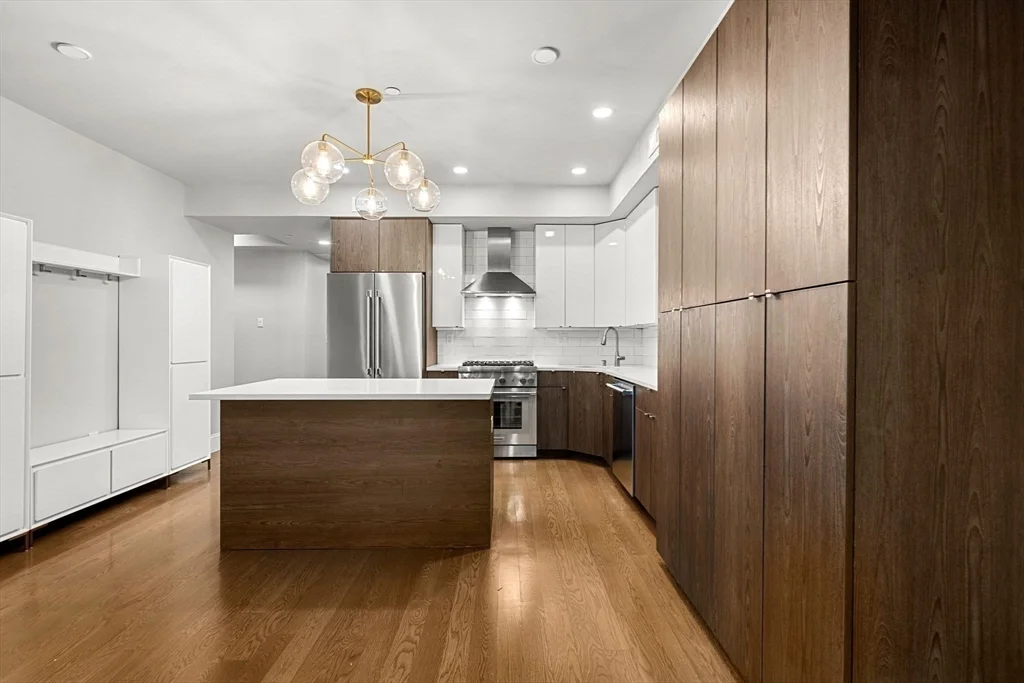 3 bed, 2 bath apartment for rent at 34 Dix St Unit 5, Dorchester — photo 11 of 32