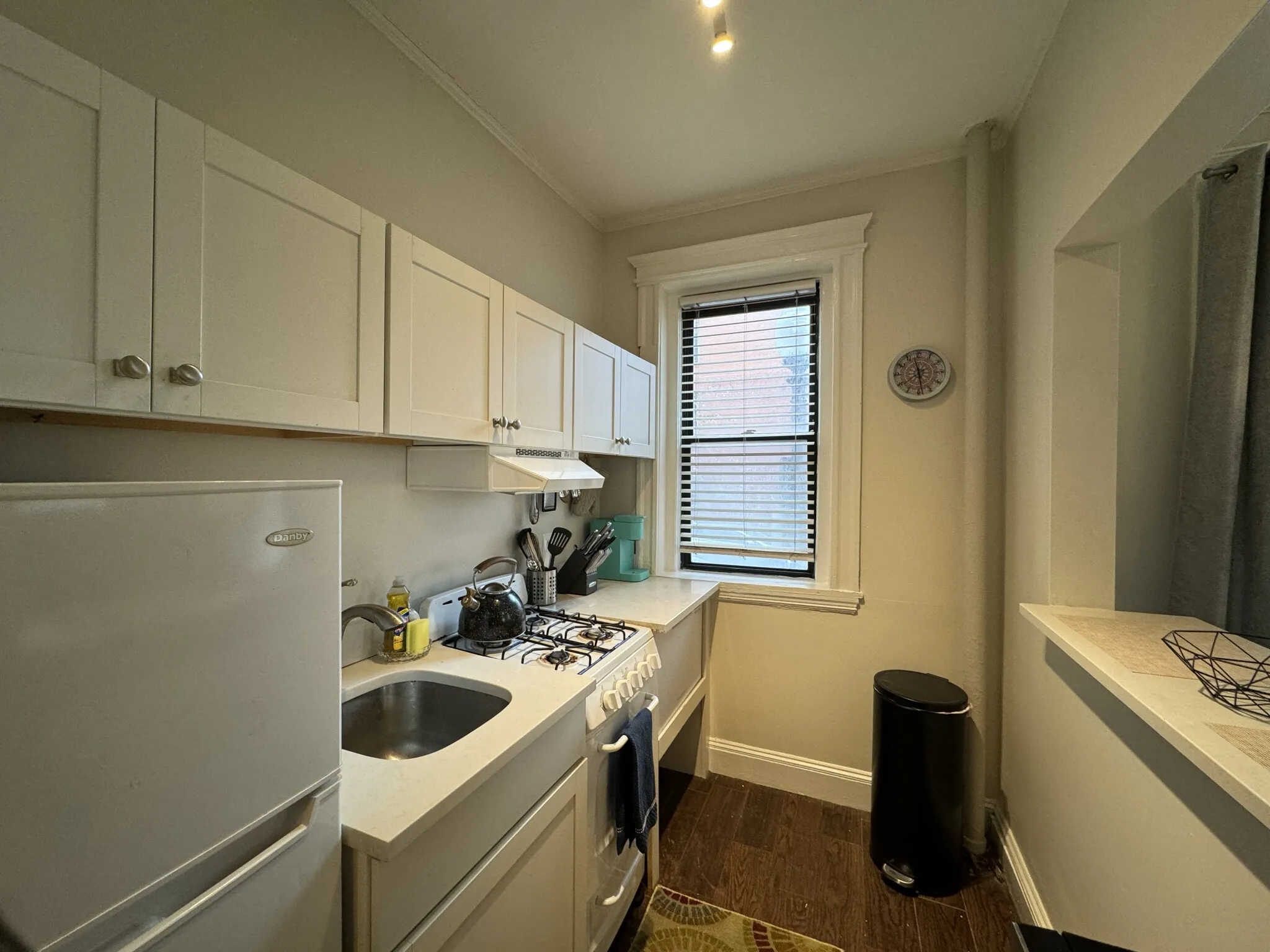 1 bed, 1 bath apartment for rent at 34 East Newton St Unit 2, South End — photo 3 of 11