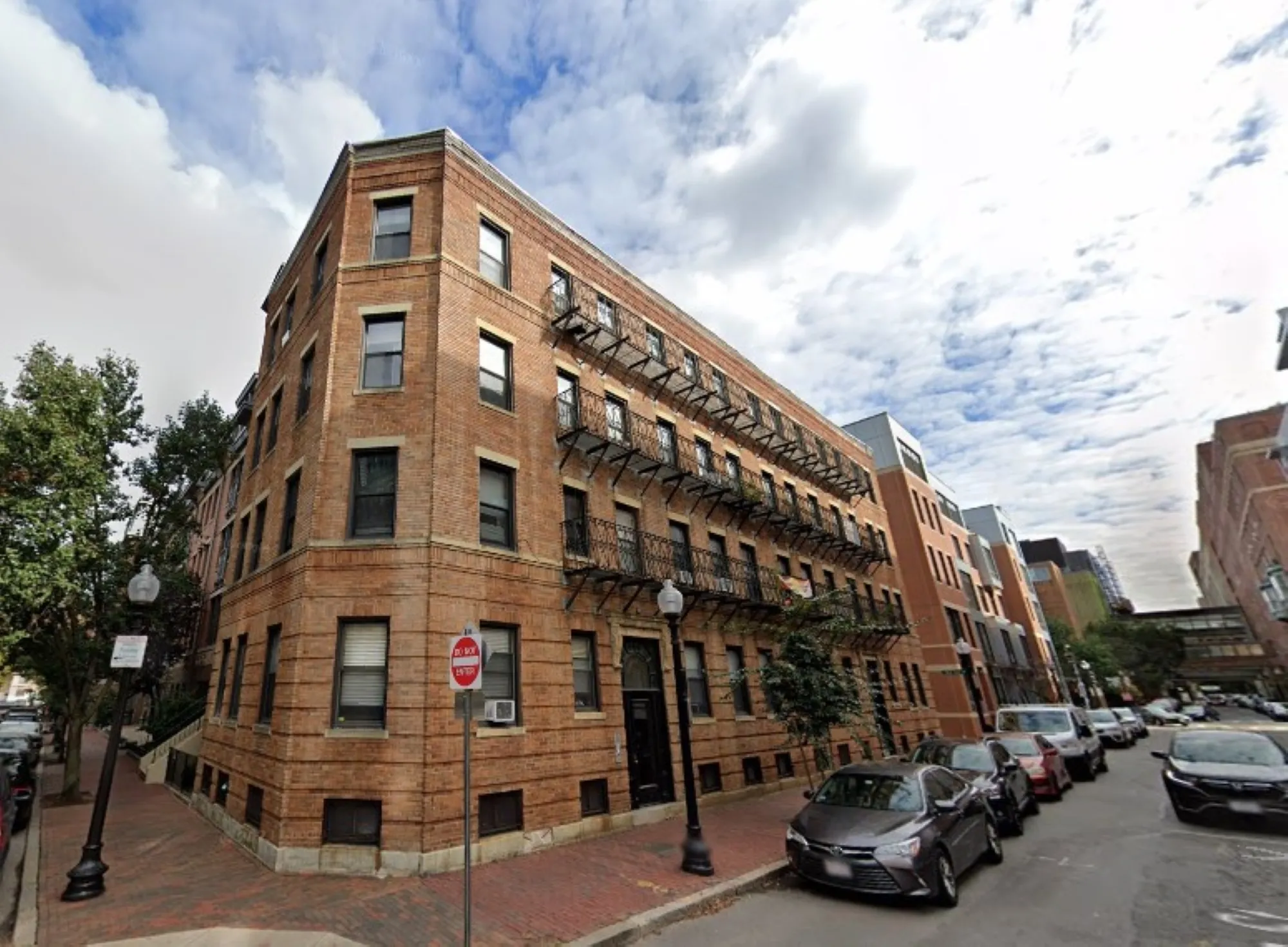 1 bed, 1 bath apartment for rent at 34 East Newton St Unit 2, South End — photo 10 of 11