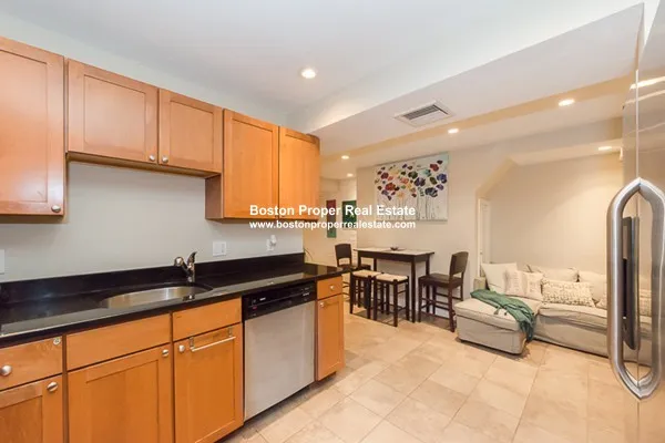 2 bed, 1 bath apartment for rent at 34 Edgerly Rd Unit 1, Fenway — photo 11 of 16