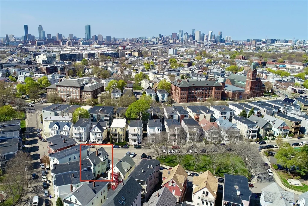 3 bed, 1 bath apartment for rent at 34 Edison Green Unit 34-1, Dorchester — photo 9 of 10
