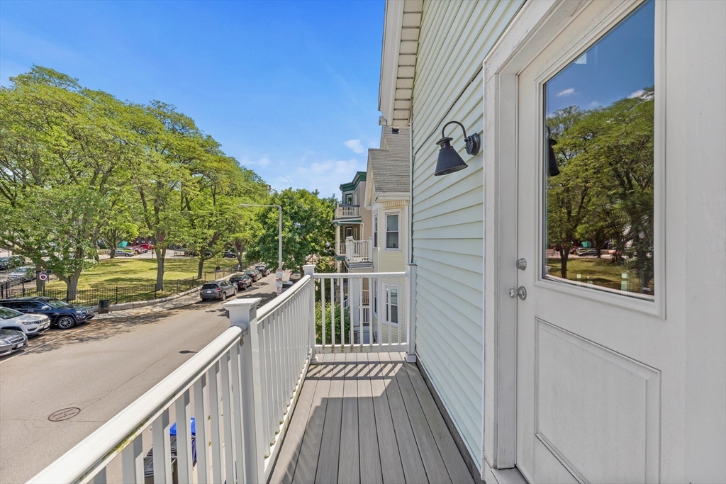 3 bed, 1 bath apartment for rent at 34 Edison Green Unit 34-2, Dorchester — photo 10 of 12