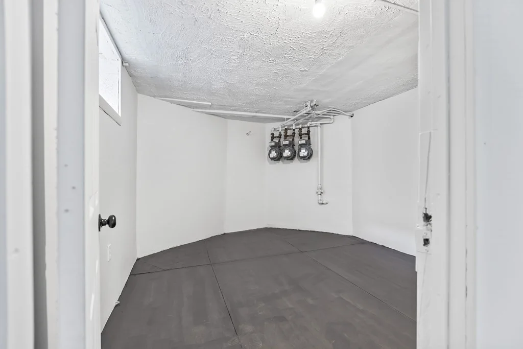 2 bed, 1 bath apartment for rent at 34 Egleston St Unit 1, Jamaica Plain — photo 20 of 22