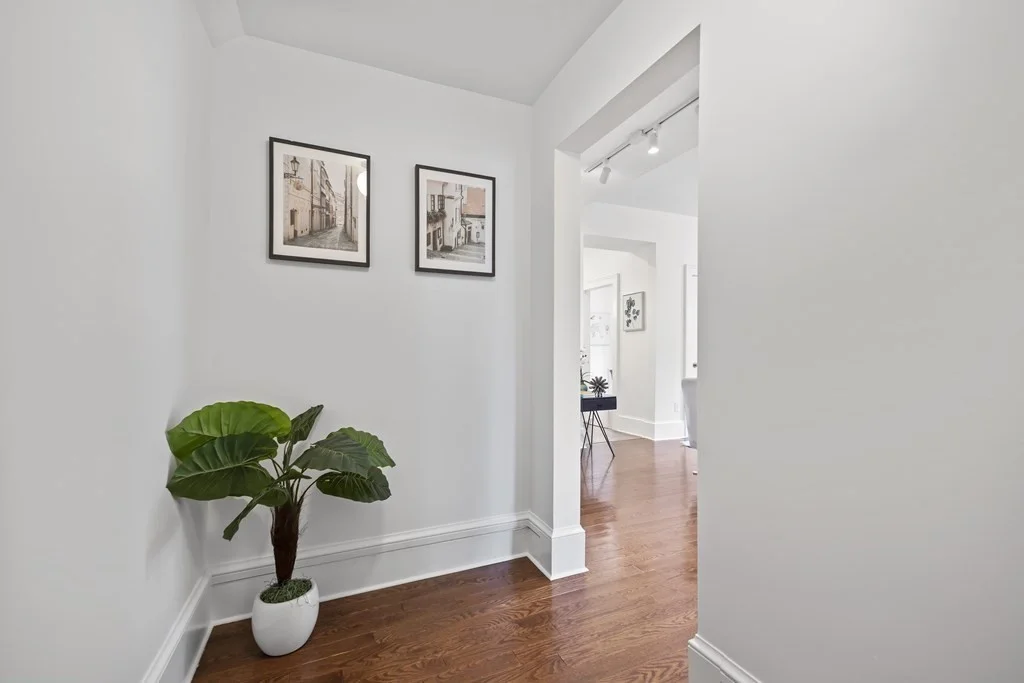 2 bed, 1 bath apartment for rent at 34 Egleston St Unit 1, Jamaica Plain — photo 3 of 22