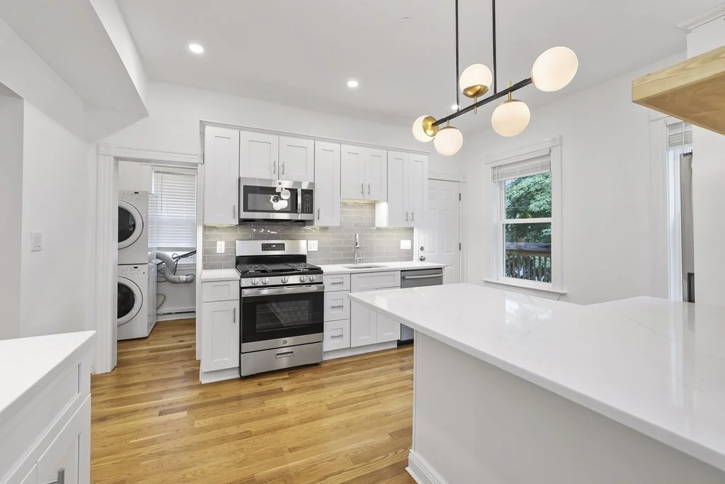 2 bed, 1 bath apartment for rent at 34 Egleston St Unit 2, Jamaica Plain — photo 7 of 27