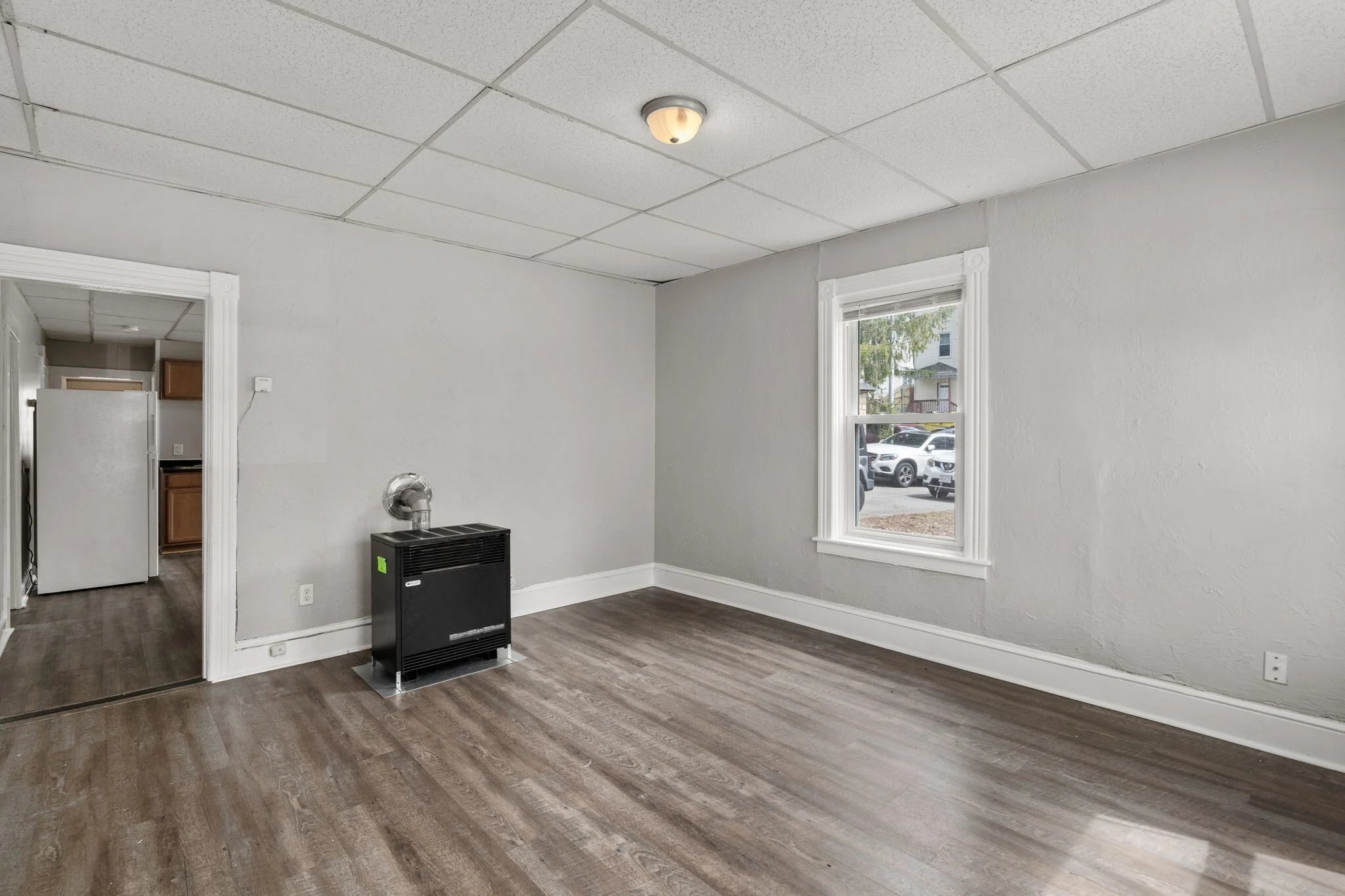 3 bed, 1 bath apartment for rent at 34 Esther St Unit 2, Oak Hill — photo 5 of 13