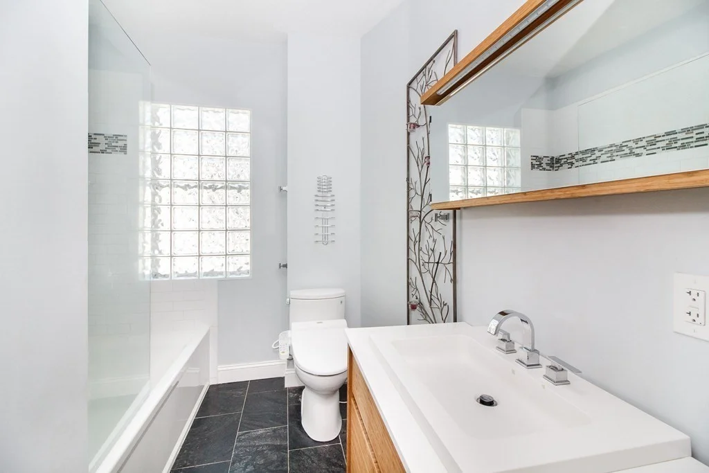 2 bed, 2 bath apartment for rent at 34 Eutaw St Unit 34, East Boston — photo 6 of 14