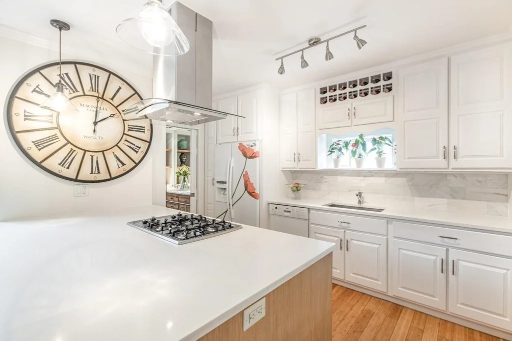 2 bed, 2 bath apartment for rent at 34 Everett Ave Unit 1, East Somerville — photo 3 of 20