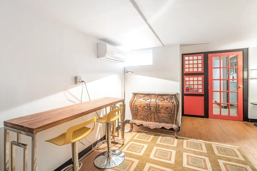 2 bed, 2 bath apartment for rent at 34 Everett Ave Unit 1, East Somerville — photo 18 of 20